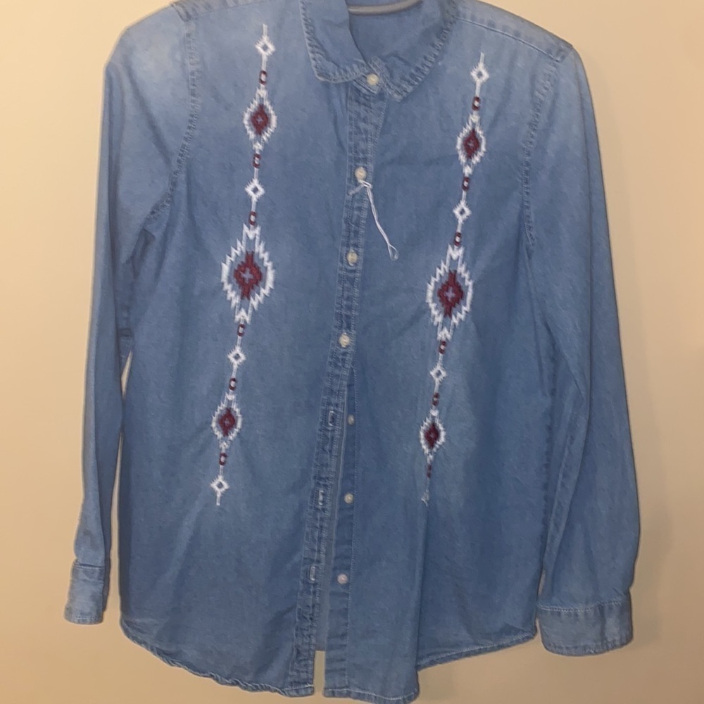Womens custom made button down shirt - Picture 3 of 5